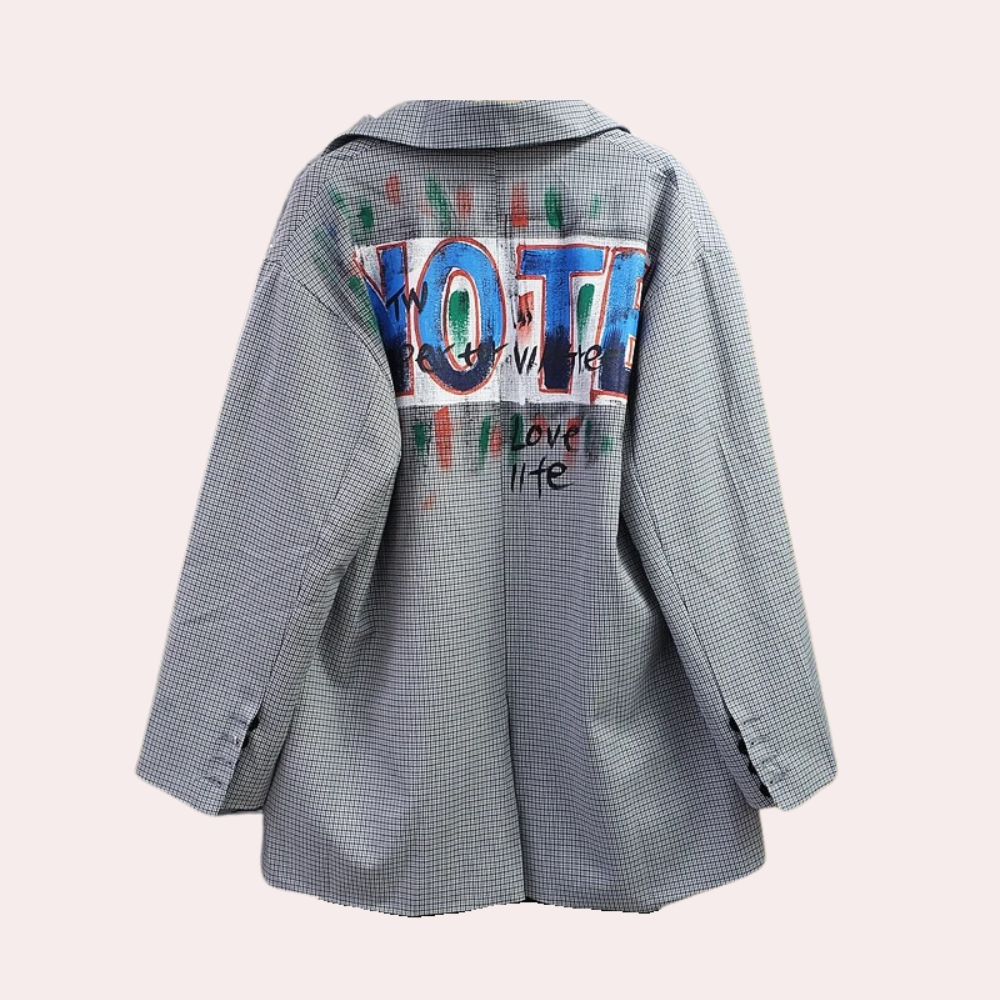 Berthe - Oversized women's blazer with text for summer