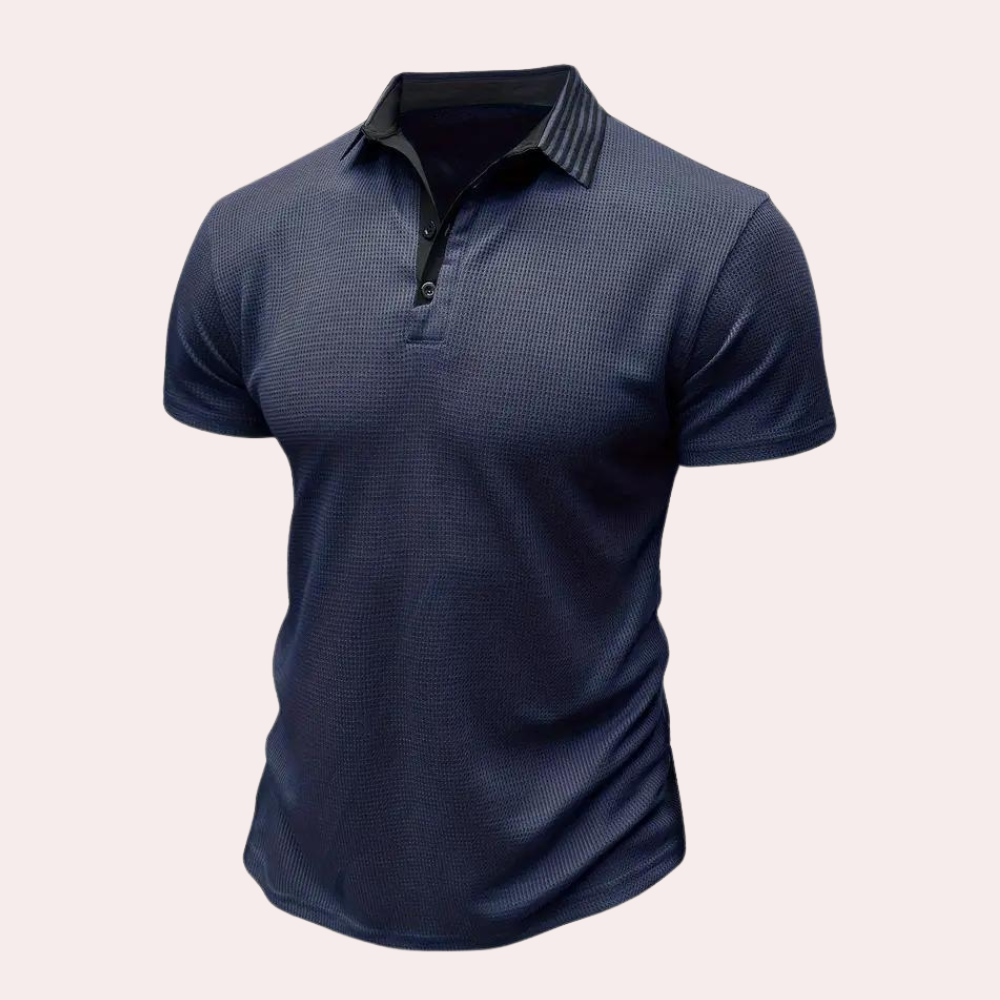 Casual men's short-sleeved shirt for summer