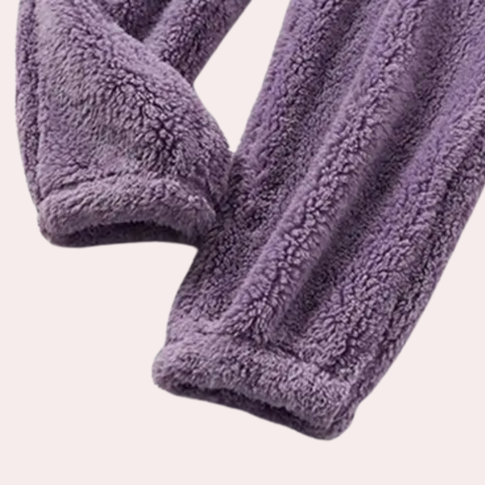 Comfortable and Fluffy Pyjama Set for Women - Perfect for Spring and Summer