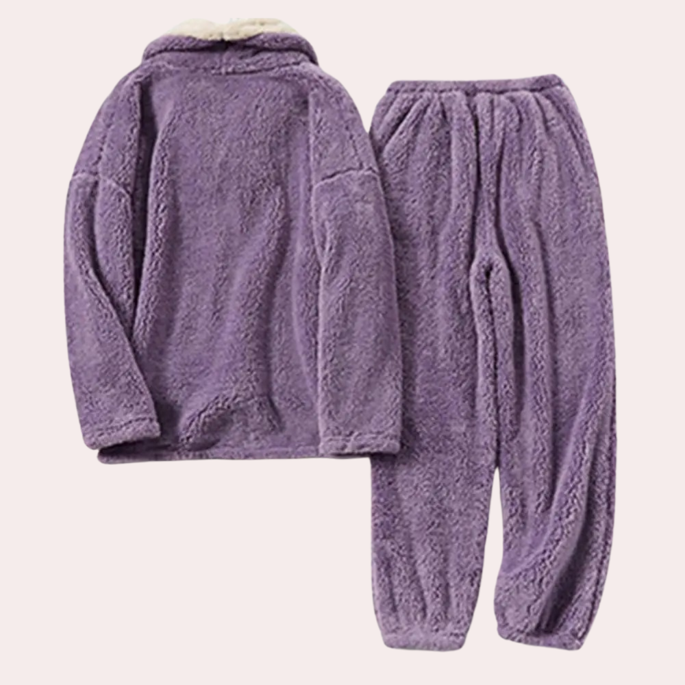 Comfortable and Fluffy Pyjama Set for Women - Perfect for Spring and Summer