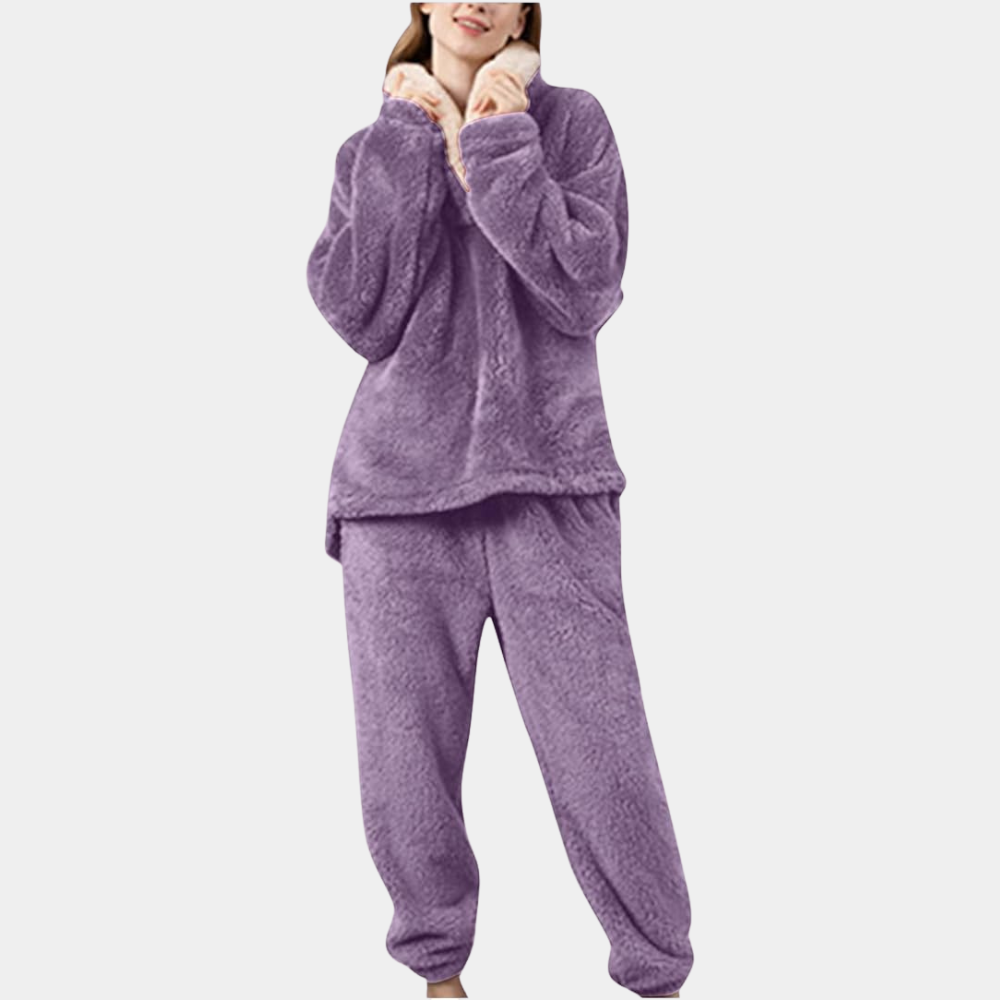 Comfortable and Fluffy Pyjama Set for Women - Perfect for Spring and Summer