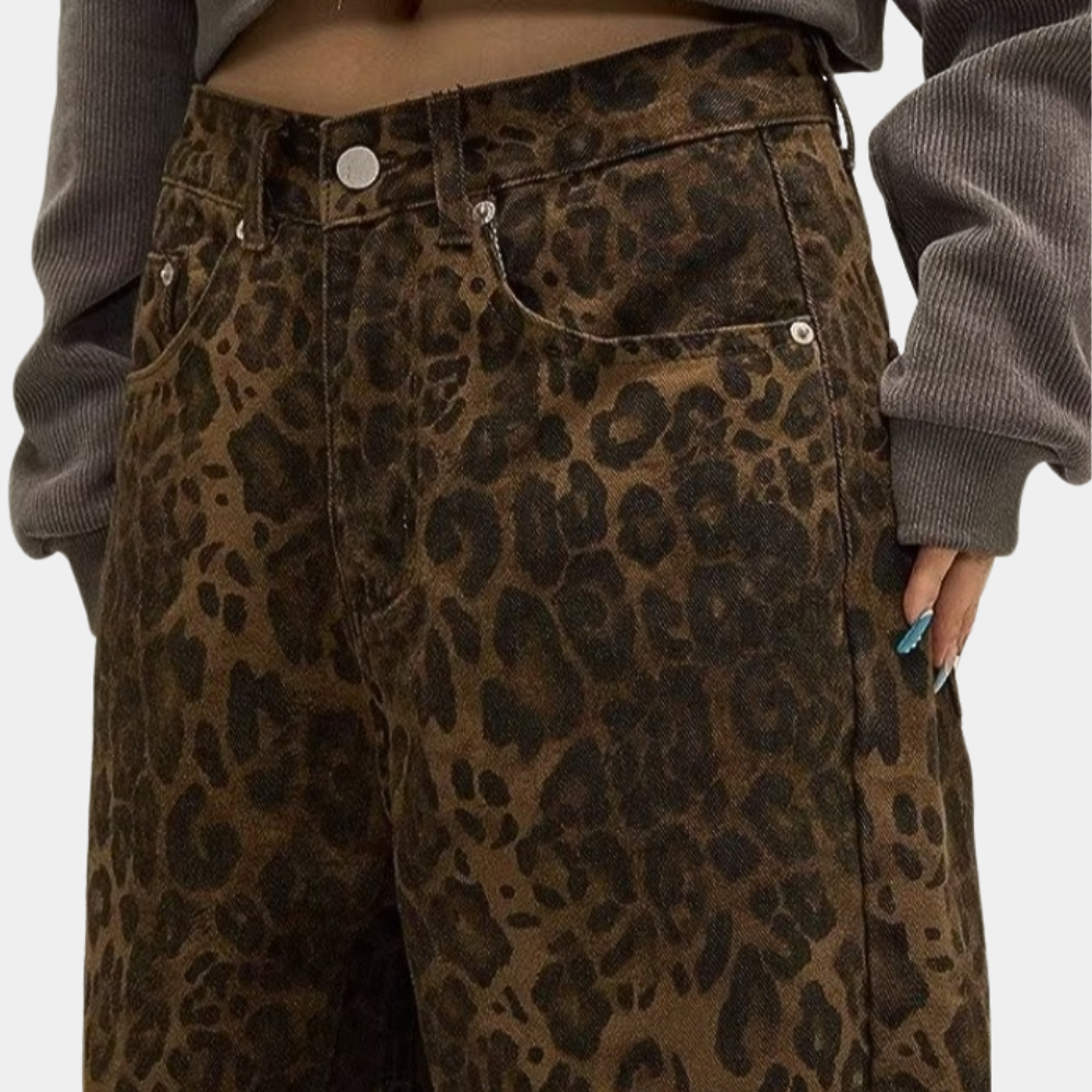 Xenobia - Ladies' Fashionable Summer Jeans with Leopard Print
