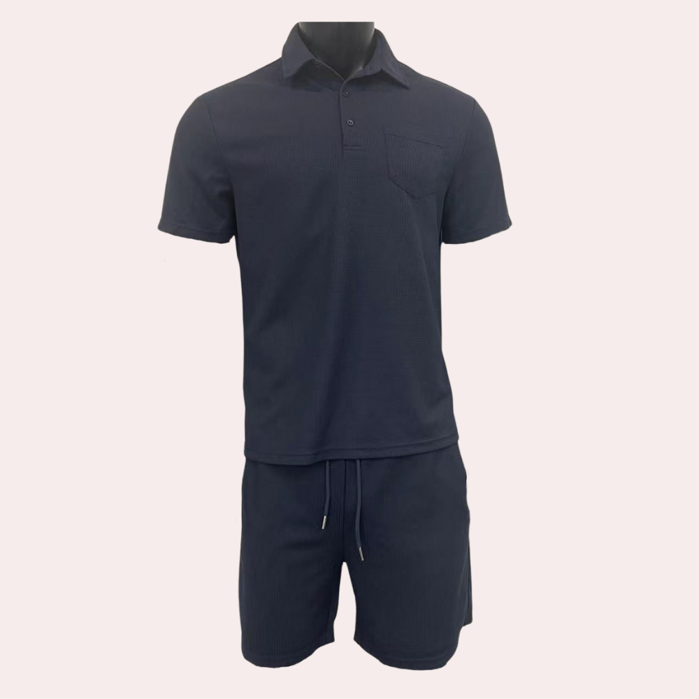 Comfortable and stylish men's set for summer