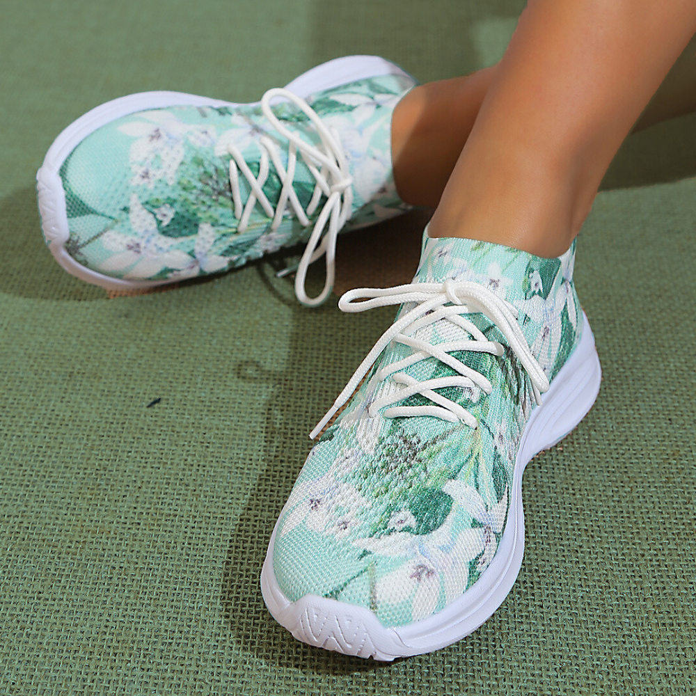 Stylish and Lightweight Summer Women's Sneakers