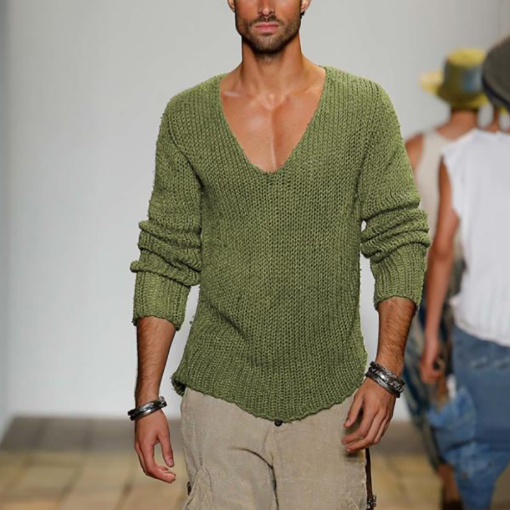 Casual men's sweater with v-neck for summer