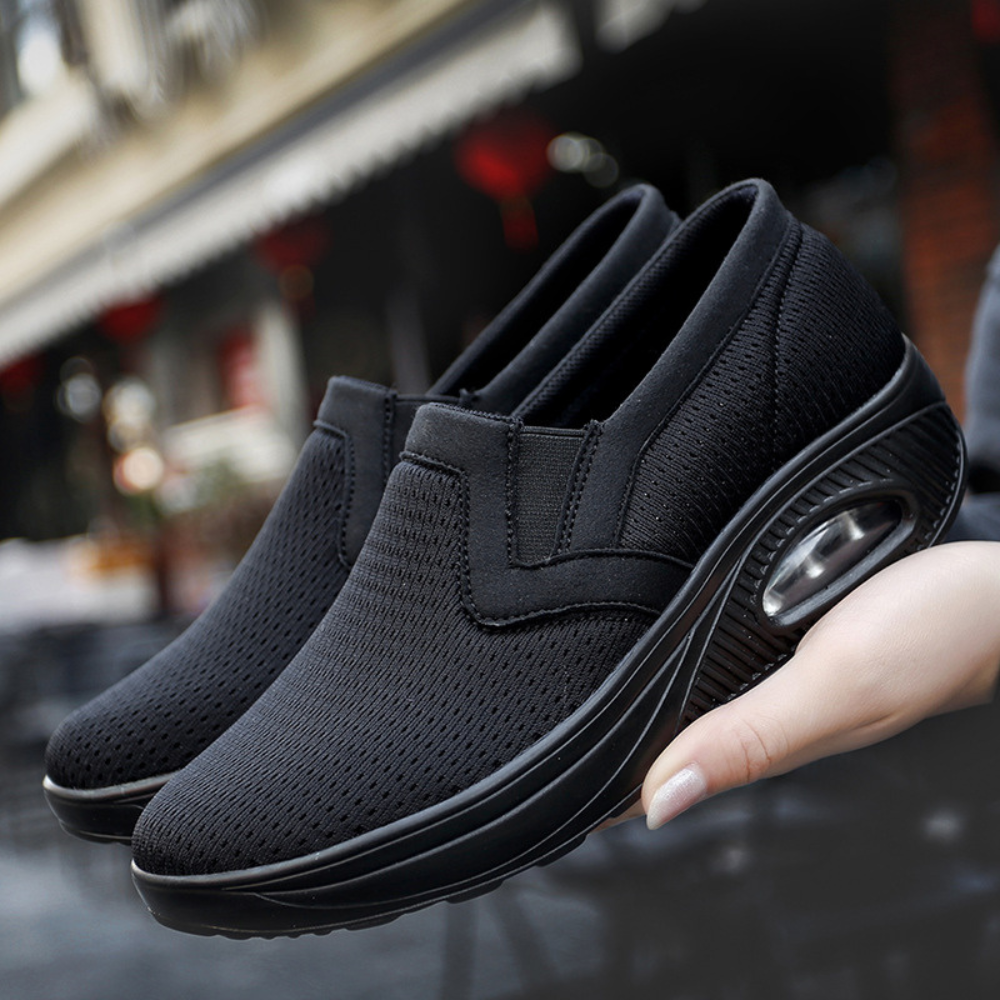 Comfortable and slip-resistant ladies' shoes for summer