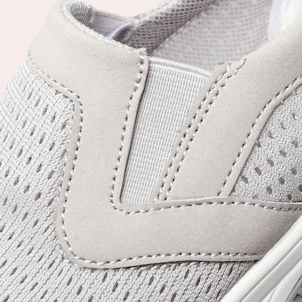 Comfortable and slip-resistant ladies' shoes for summer