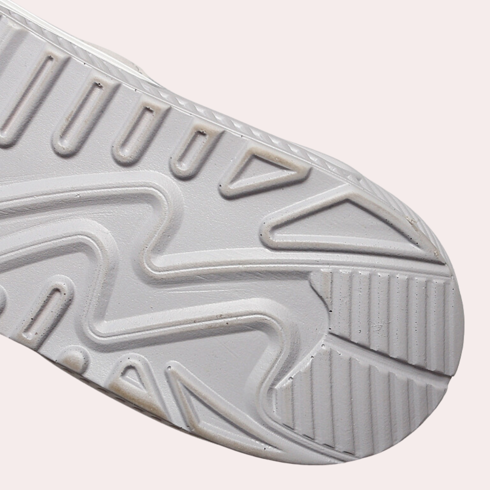 Comfortable and slip-resistant ladies' shoes for summer