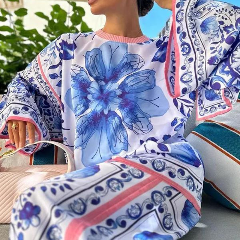 Verity - Elegant women's set with floral print for summer
