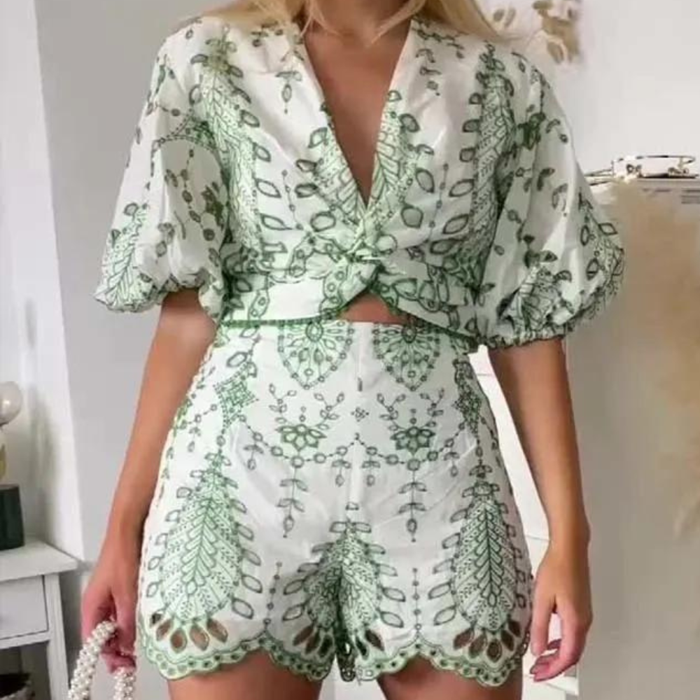Clementina - Stylish 2-Piece Summer Set for Modern Women