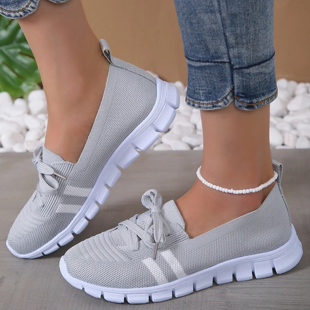 Camelia - Women's Lace-Up Shoes with Breathable Fit for Summer