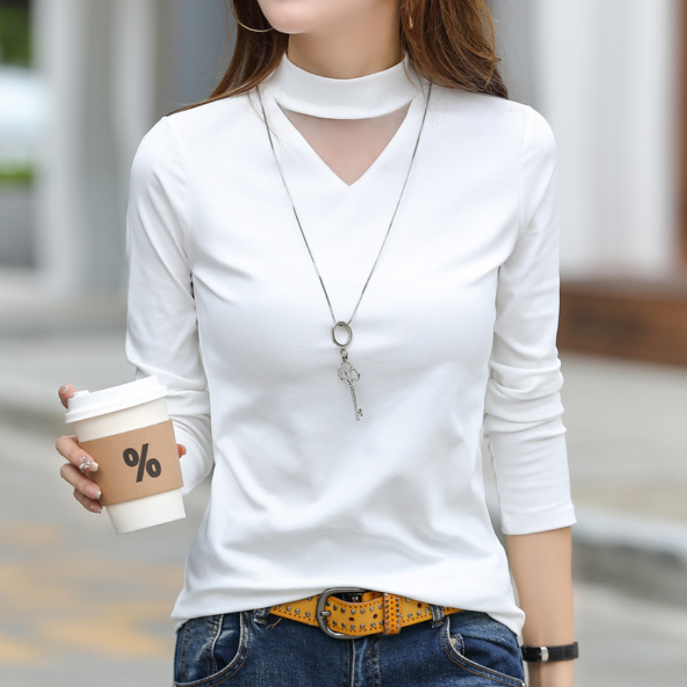 Callista - Lightweight Summer Top with Stylish V-Neckline for Women