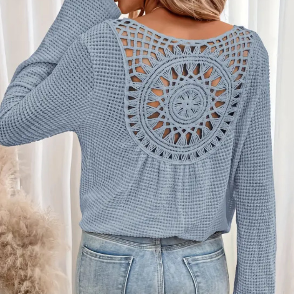 Violetta - Elegant summer knitted top with V-neck for women