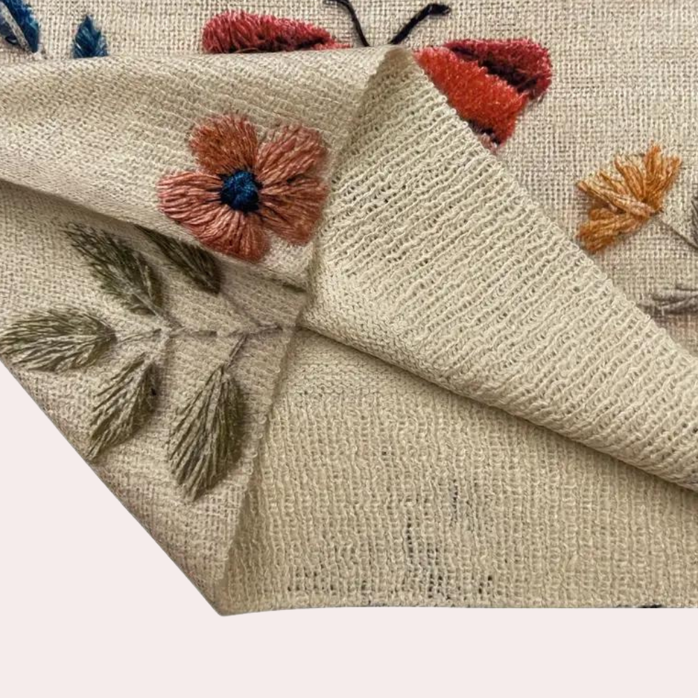 Amira - Fashionable Summer Women's Sweater