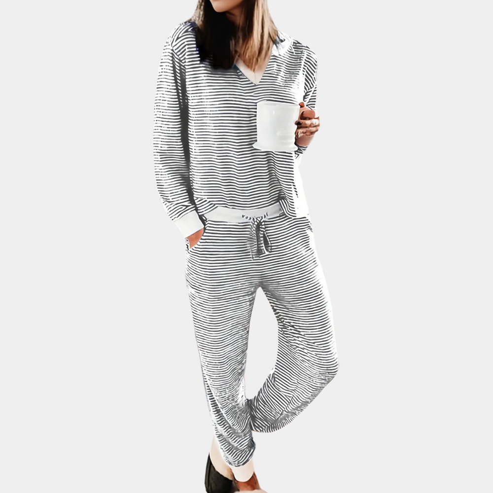 ALUNA - Trendy Summer Pyjama Set for Women