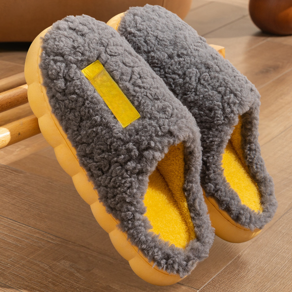 CAROLYN - Stylish Slippers for Women