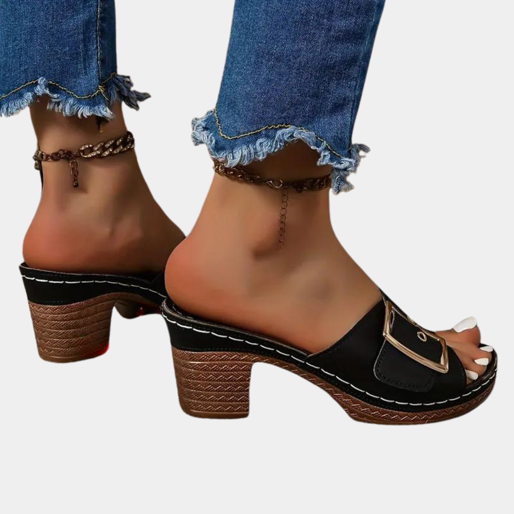 Casual summer sandals for women