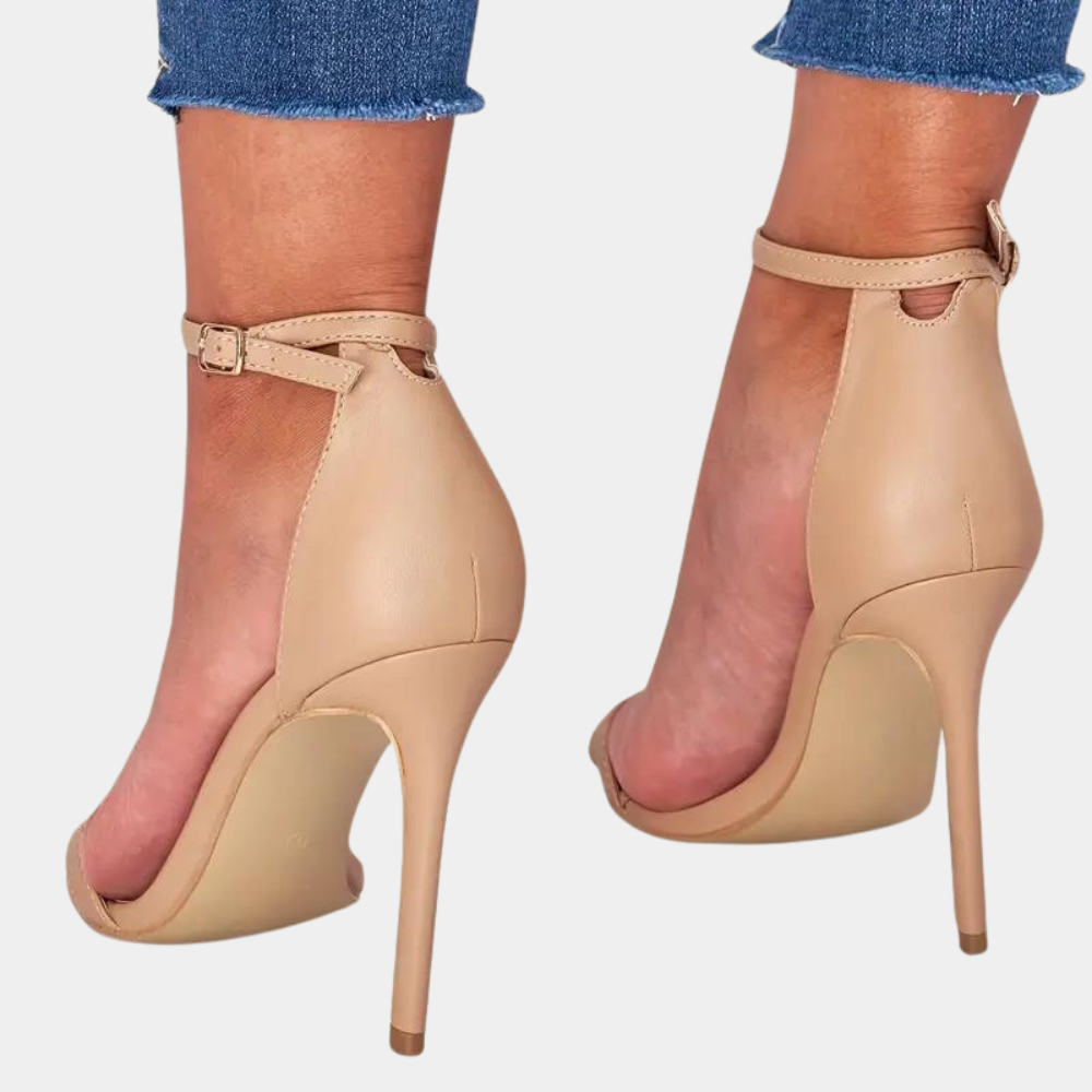 Summer ladies' heels with ankle strap