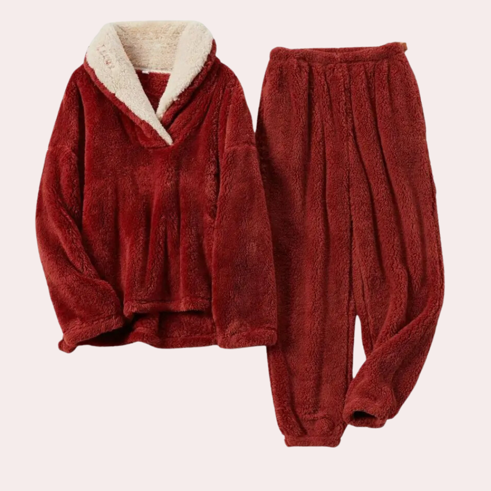 Comfortable and Fluffy Pyjama Set for Women - Perfect for Spring and Summer