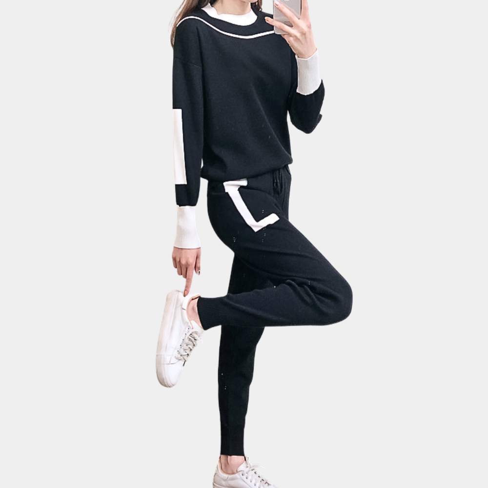 Avianna - Stylish Knitted Women's Sweater for Spring and Summer