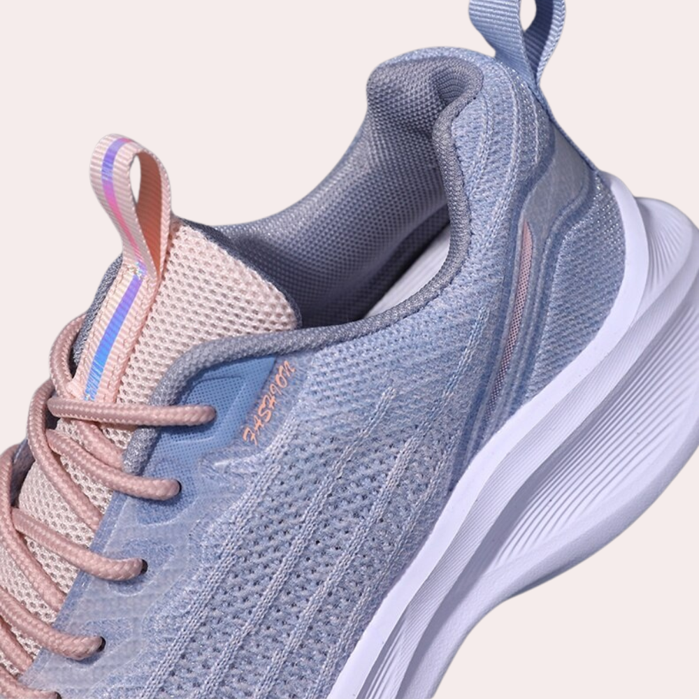 Comfortable and breathable women's trainers for summer