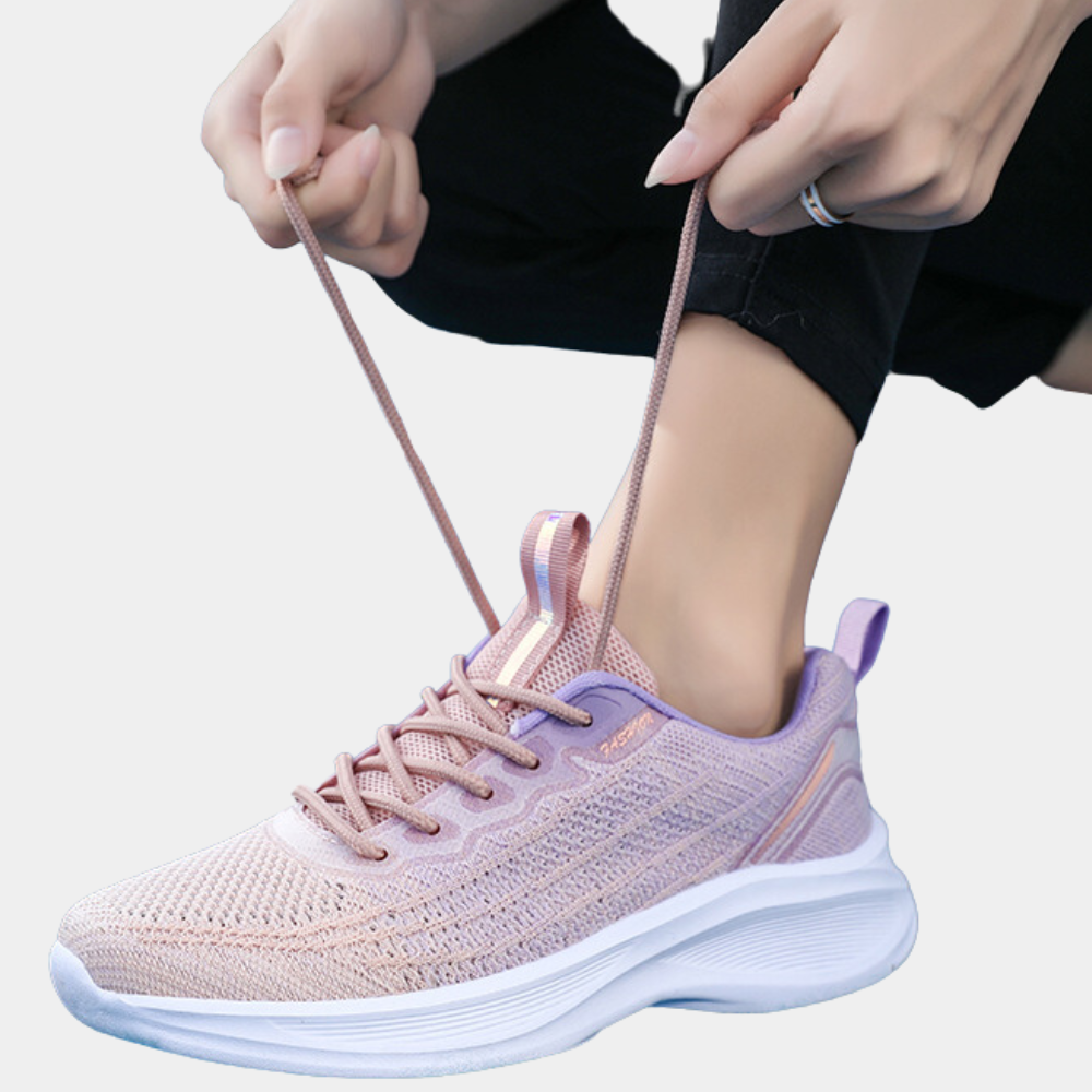 Comfortable and breathable women's trainers for summer