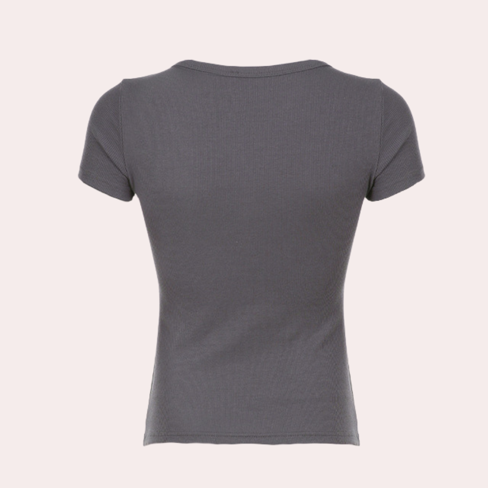 Casual women's top with short sleeves for summer