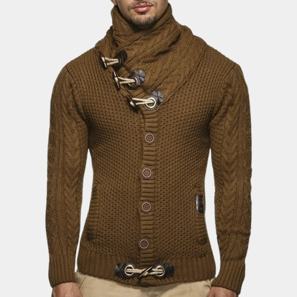 Stylish and comfortable men's sweater for summer
