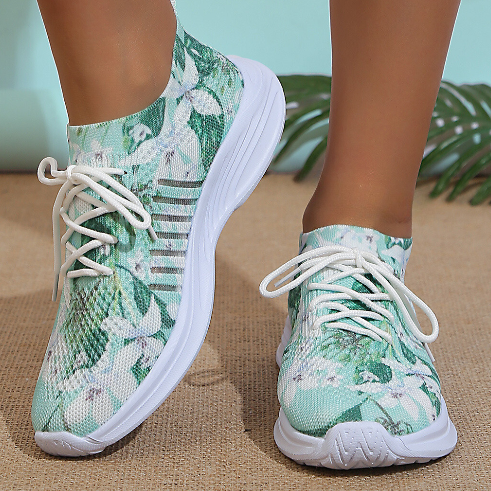 Stylish and Lightweight Summer Women's Sneakers