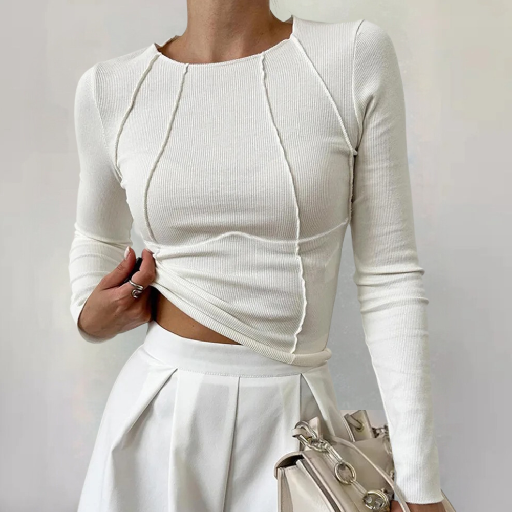 Simple women's long-sleeve top for summer