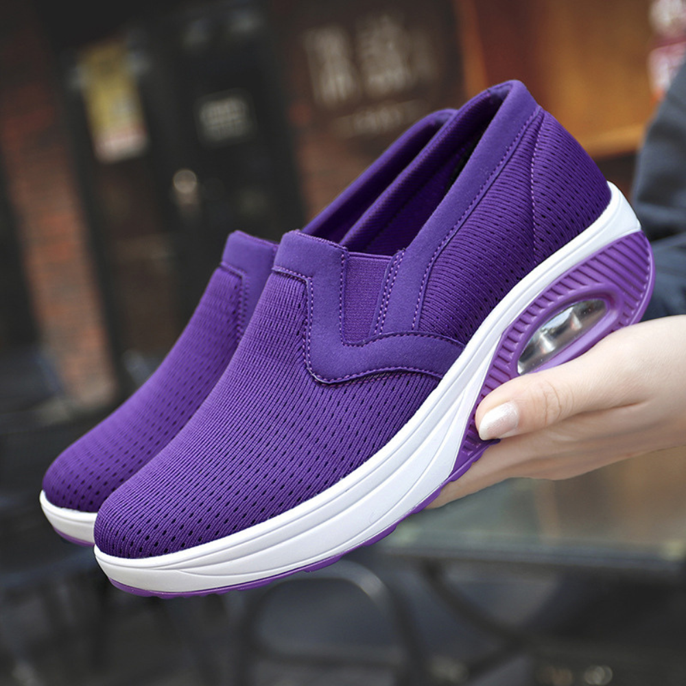 Comfortable and slip-resistant ladies' shoes for summer