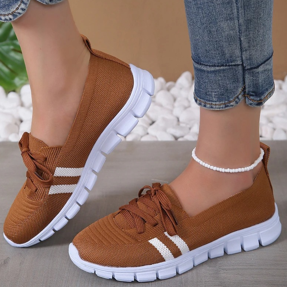 Camelia - Women's Lace-Up Shoes with Breathable Fit for Summer