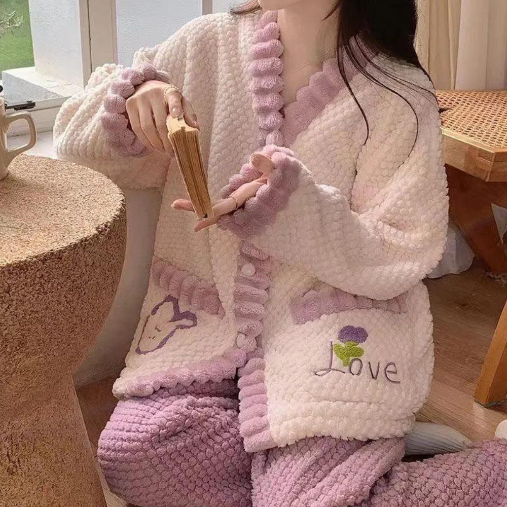 Vivien - Light and Comfortable Pyjama Set for Women, Perfect for Summer