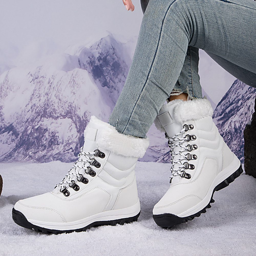 Arina - Stylish Women's Snow Boots with Grip