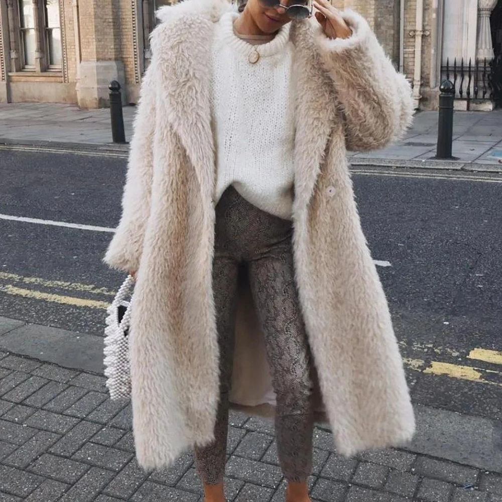 TARA - Stylish Plush Winter Coat for Women