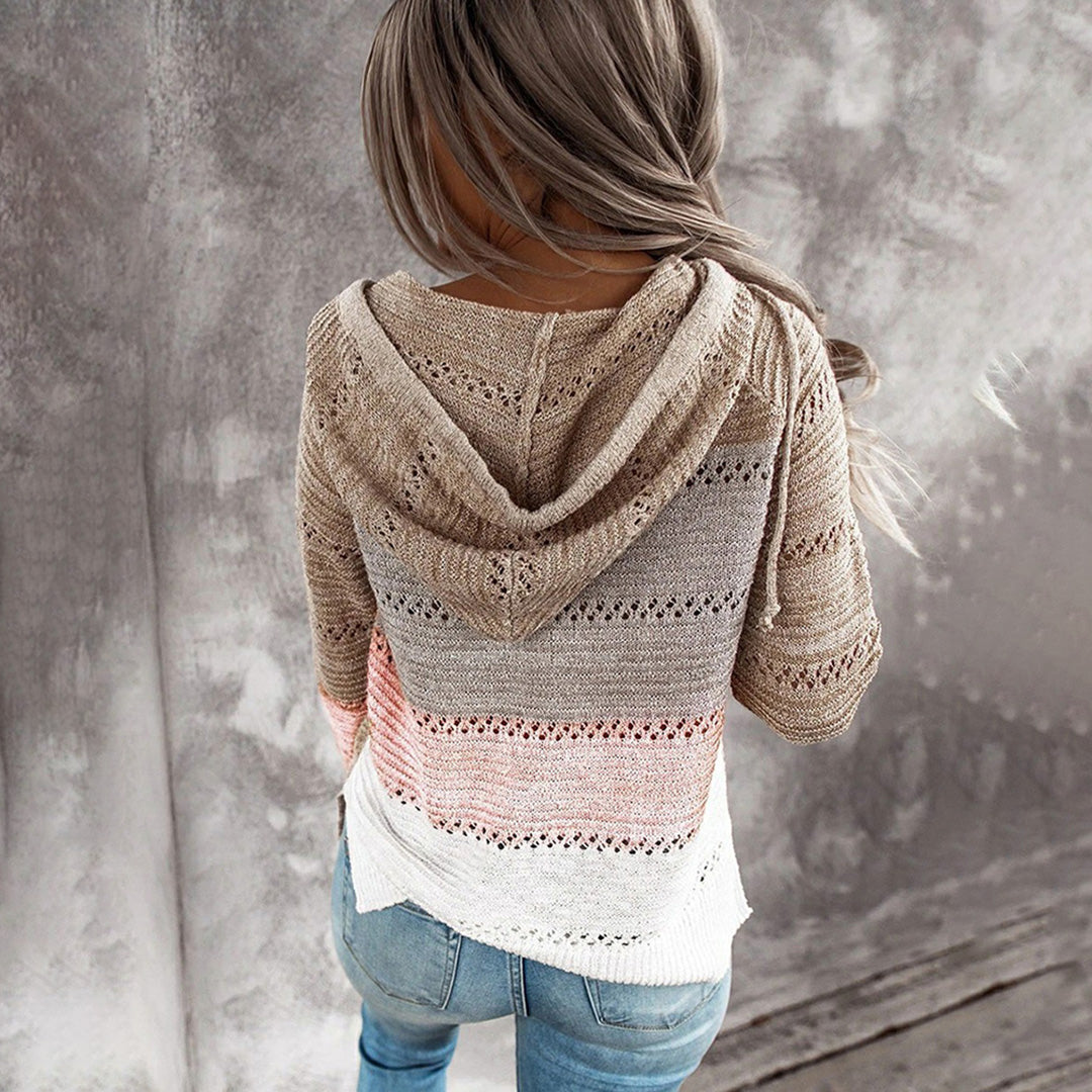 AVALYNN - Stylish V-Neck Summer Jumper