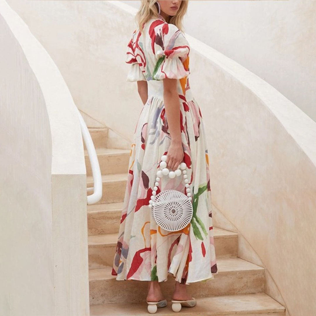 NYOMI - Fashionable Summer Dress for Sunny Days