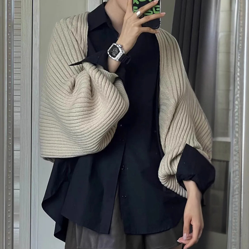 VIKA - Comfortable Summer Sweater for Women